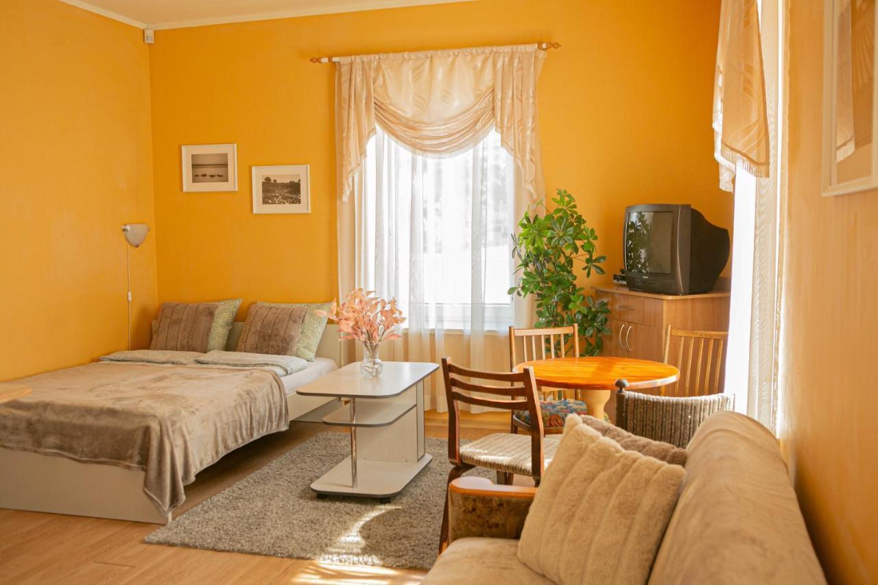 Center Of City Apartments, Bus Station 1Min, Airport 5 Min Reval Esterno foto